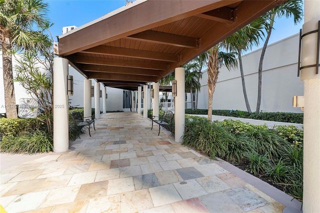 20201 E Country Club Dr 1808, Aventura, FL 33180