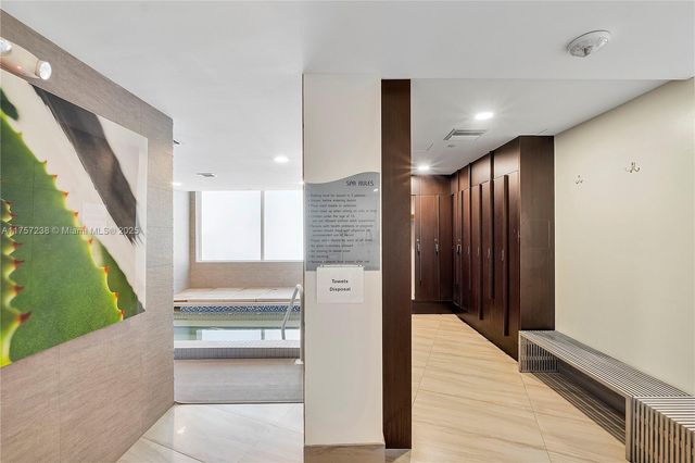 20201 E Country Club Dr 1808, Aventura, FL 33180