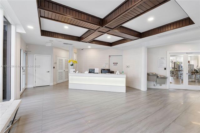 20201 E Country Club Dr 1808, Aventura, FL 33180