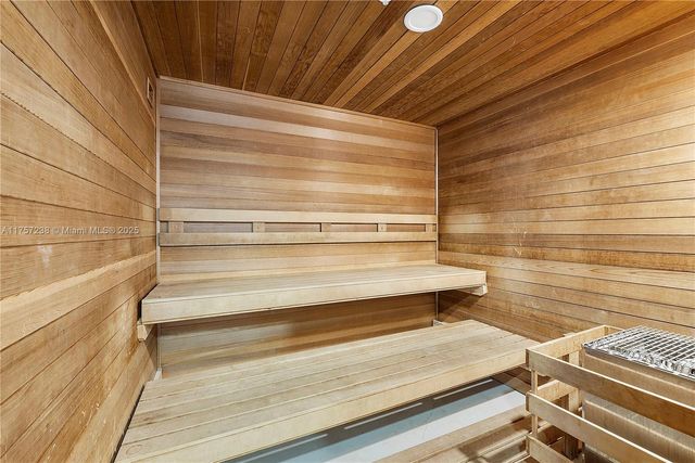 20201 E Country Club Dr 1808, Aventura, FL 33180