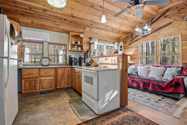 7953 N Wonder Ave, Hayward, WI 54843