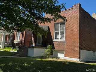 4133 Walsh Street, St Louis, MO 63116