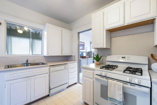 2766 Lee Street, Selma, CA 93662