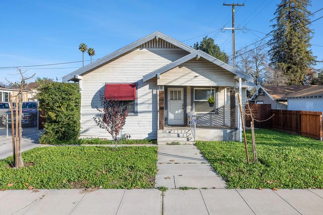 2766 Lee Street, Selma, CA 93662