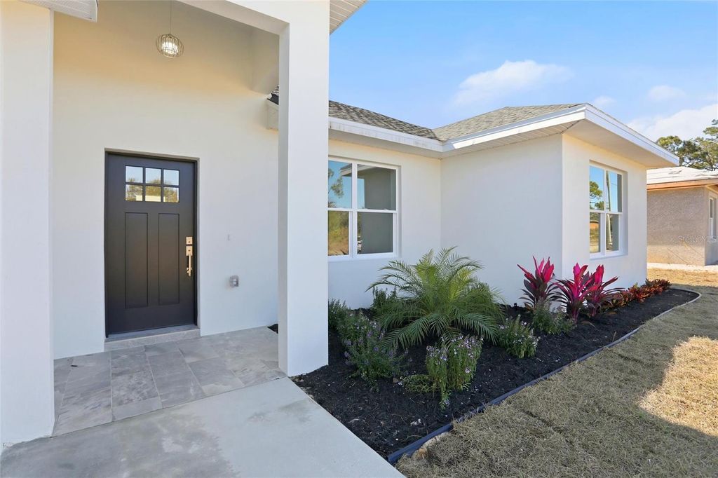 Image 3 of property listing at 3849 CITROEN DRIVE, Sebring, FL 33872