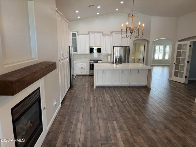 3430 E KESLER Lane, Gilbert, AZ 85295