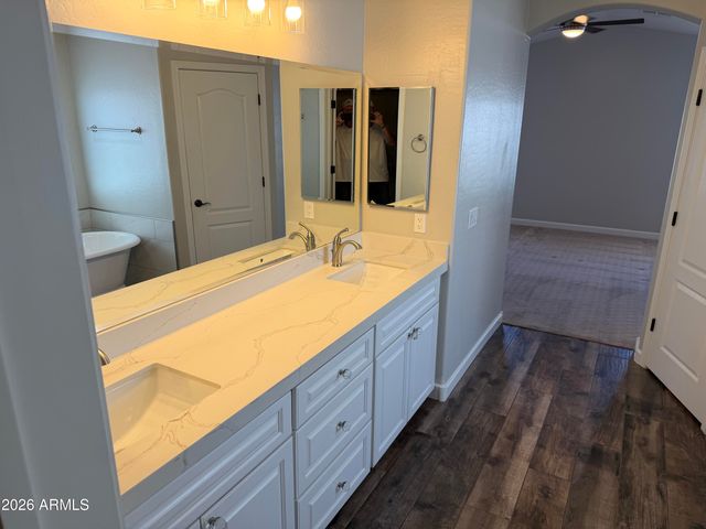 3430 E KESLER Lane, Gilbert, AZ 85295