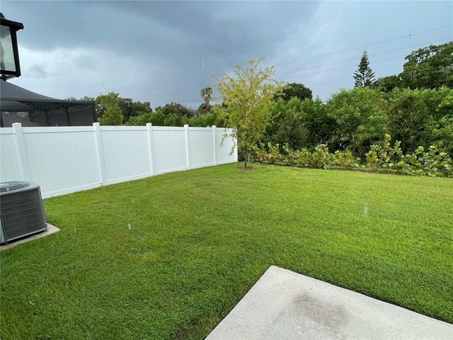 972 OCEAN SPRAY DRIVE, Ruskin, FL 33570