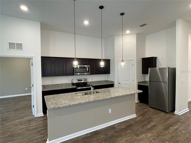 972 OCEAN SPRAY DRIVE, Ruskin, FL 33570