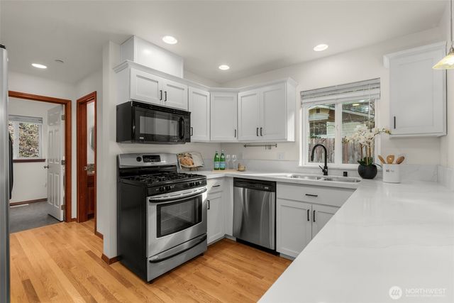 20803 NE 15th Lane, Sammamish, WA 98074