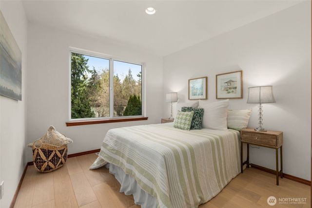 20803 NE 15th Lane, Sammamish, WA 98074