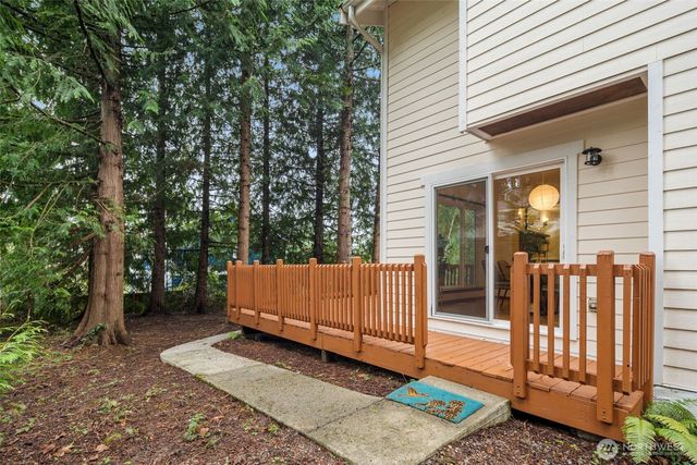 20803 NE 15th Lane, Sammamish, WA 98074