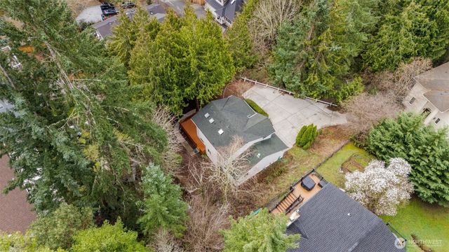 20803 NE 15th Lane, Sammamish, WA 98074