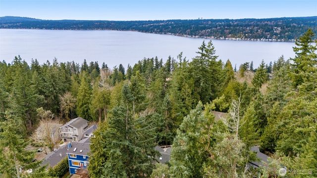 20803 NE 15th Lane, Sammamish, WA 98074
