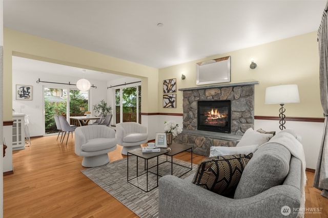 20803 NE 15th Lane, Sammamish, WA 98074