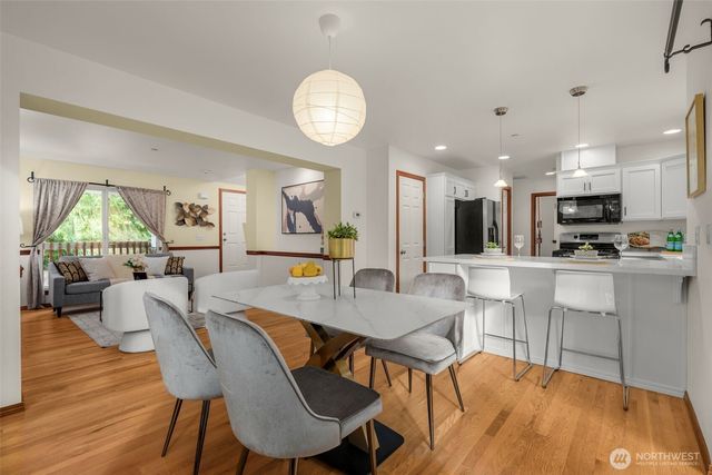 20803 NE 15th Lane, Sammamish, WA 98074