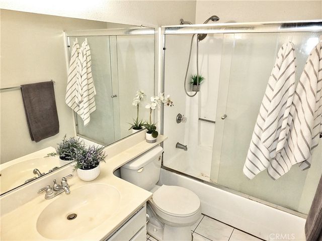 253 Orleans Way, Long Beach, CA 90805