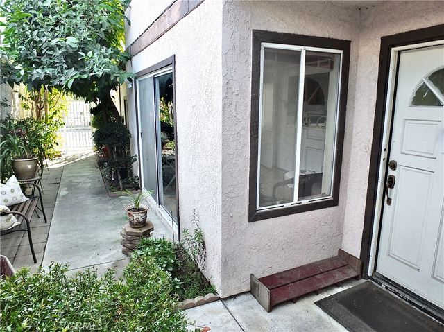 253 Orleans Way, Long Beach, CA 90805