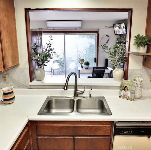 253 Orleans Way, Long Beach, CA 90805