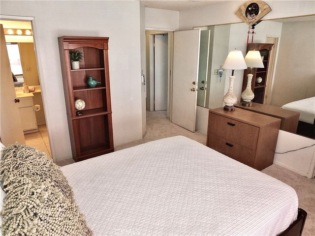 253 Orleans Way, Long Beach, CA 90805