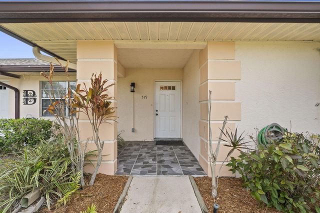 519 Ponderosa Drive 43, Fort Pierce, FL 34982