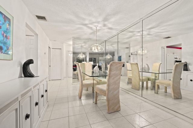 519 Ponderosa Drive 43, Fort Pierce, FL 34982