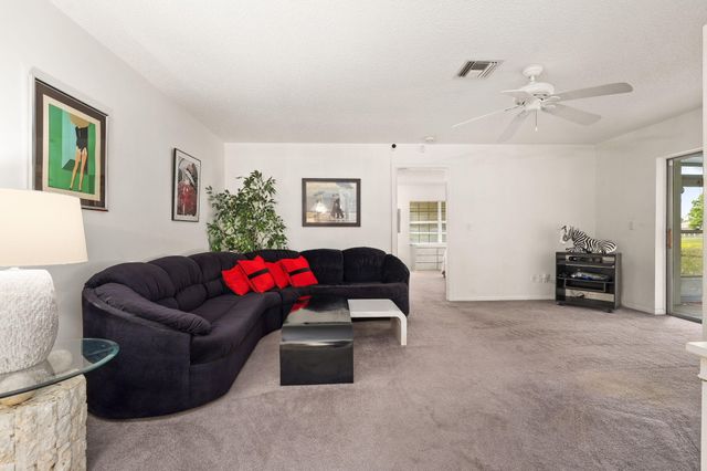 519 Ponderosa Drive 43, Fort Pierce, FL 34982