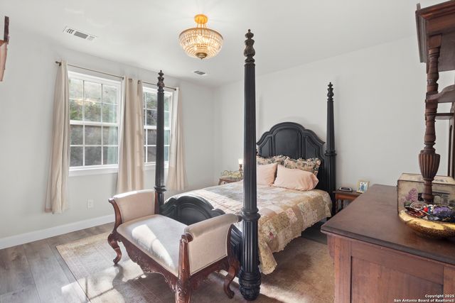 792 ALAMO BEACH RD, Pipe Creek, TX 78063