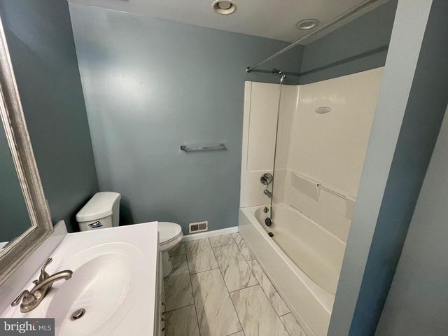 9817 RAINLEAF CT, Columbia, MD 21046