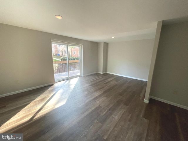 9817 RAINLEAF CT, Columbia, MD 21046