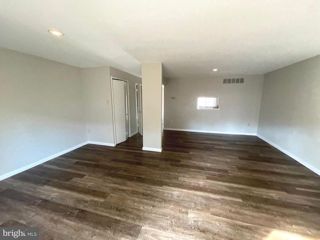 9817 RAINLEAF CT, Columbia, MD 21046