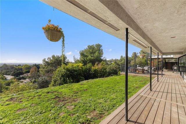 1918 Chandos Lane, La Habra Heights, CA 90631