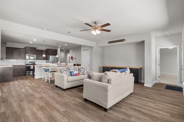 1201 Presidio Lane, Weatherford, TX 76087