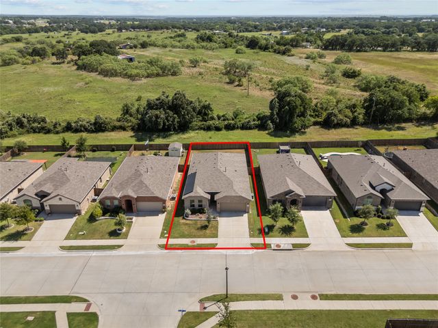 1201 Presidio Lane, Weatherford, TX 76087
