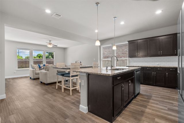1201 Presidio Lane, Weatherford, TX 76087