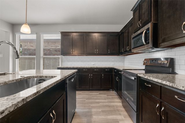 1201 Presidio Lane, Weatherford, TX 76087