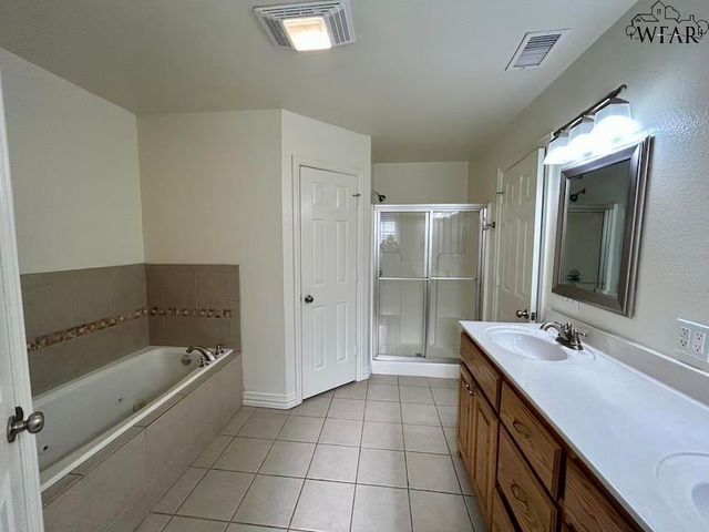 5634 ROSS CREEK LANE, Wichita Falls, TX 76310