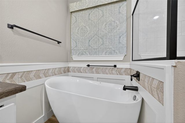 12322 High Fire Road, Montgomery, TX 77356