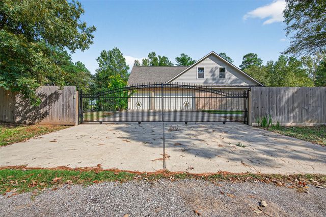 12322 High Fire Road, Montgomery, TX 77356