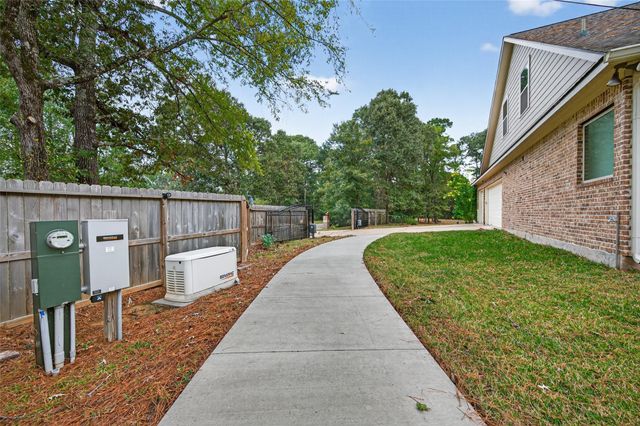 12322 High Fire Road, Montgomery, TX 77356