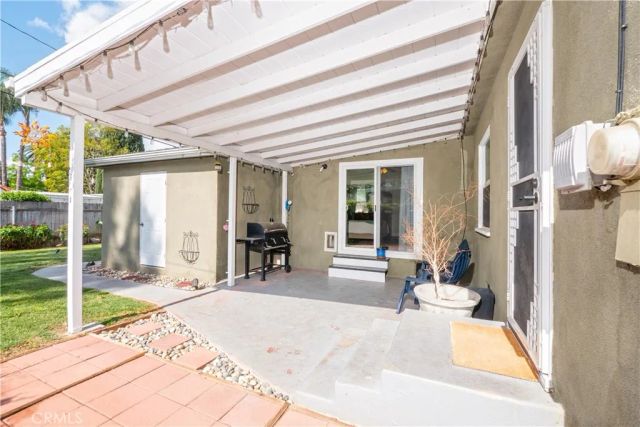 4290 Oakwood Place, Riverside, CA 92506