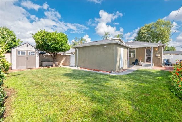 4290 Oakwood Place, Riverside, CA 92506