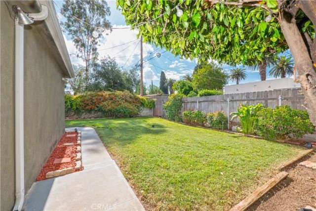 4290 Oakwood Place, Riverside, CA 92506