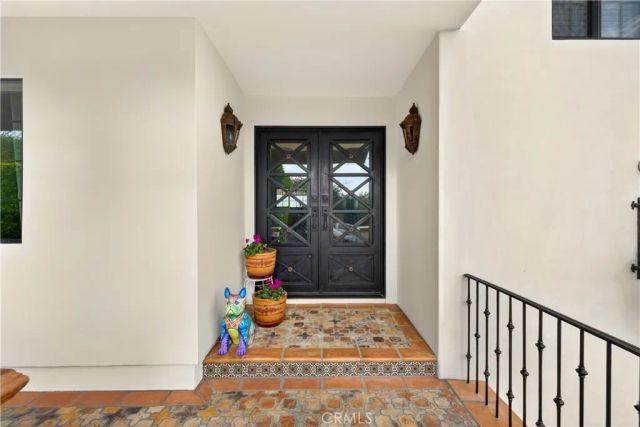 1454 N Hilltop, Azusa, CA 91702