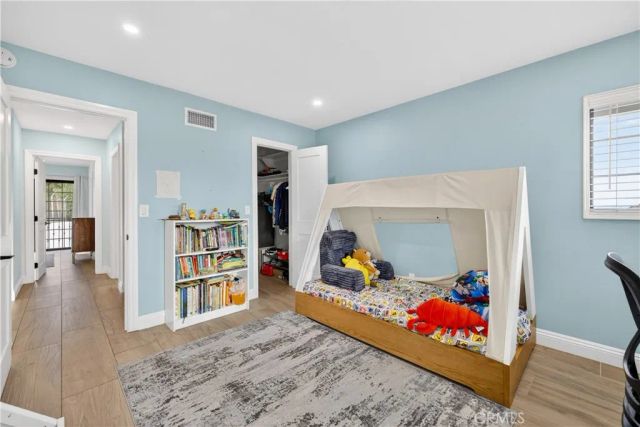 1454 N Hilltop, Azusa, CA 91702