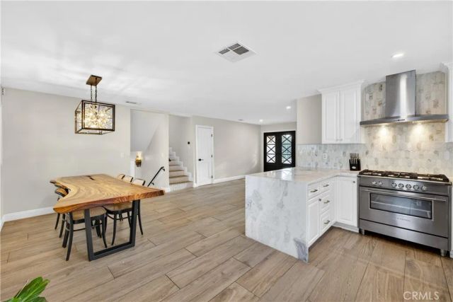 1454 N Hilltop, Azusa, CA 91702