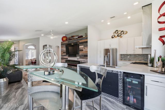 7636 W ANGELS Lane, Peoria, AZ 85383