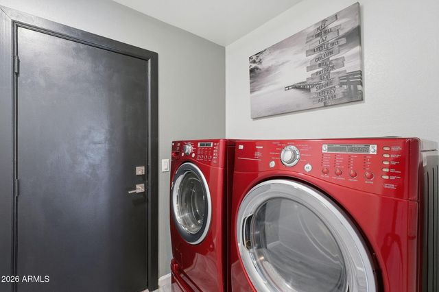 7636 W ANGELS Lane, Peoria, AZ 85383