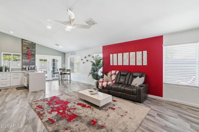 7636 W ANGELS Lane, Peoria, AZ 85383