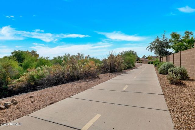 7636 W ANGELS Lane, Peoria, AZ 85383